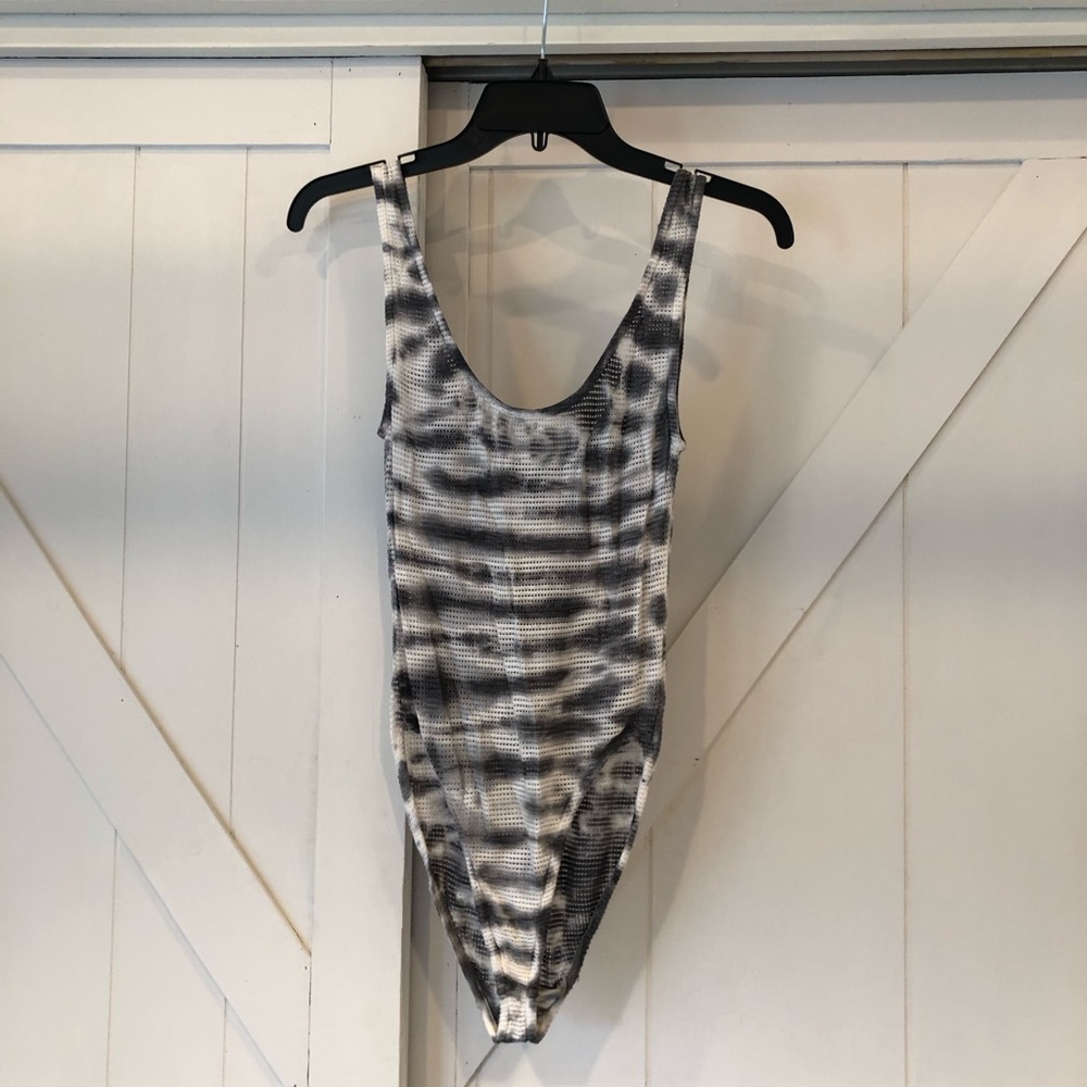 NWT Forever 21 Tie-dye tank bodysuit M Grey/Ivory Semi-Sheer Perforated Knit